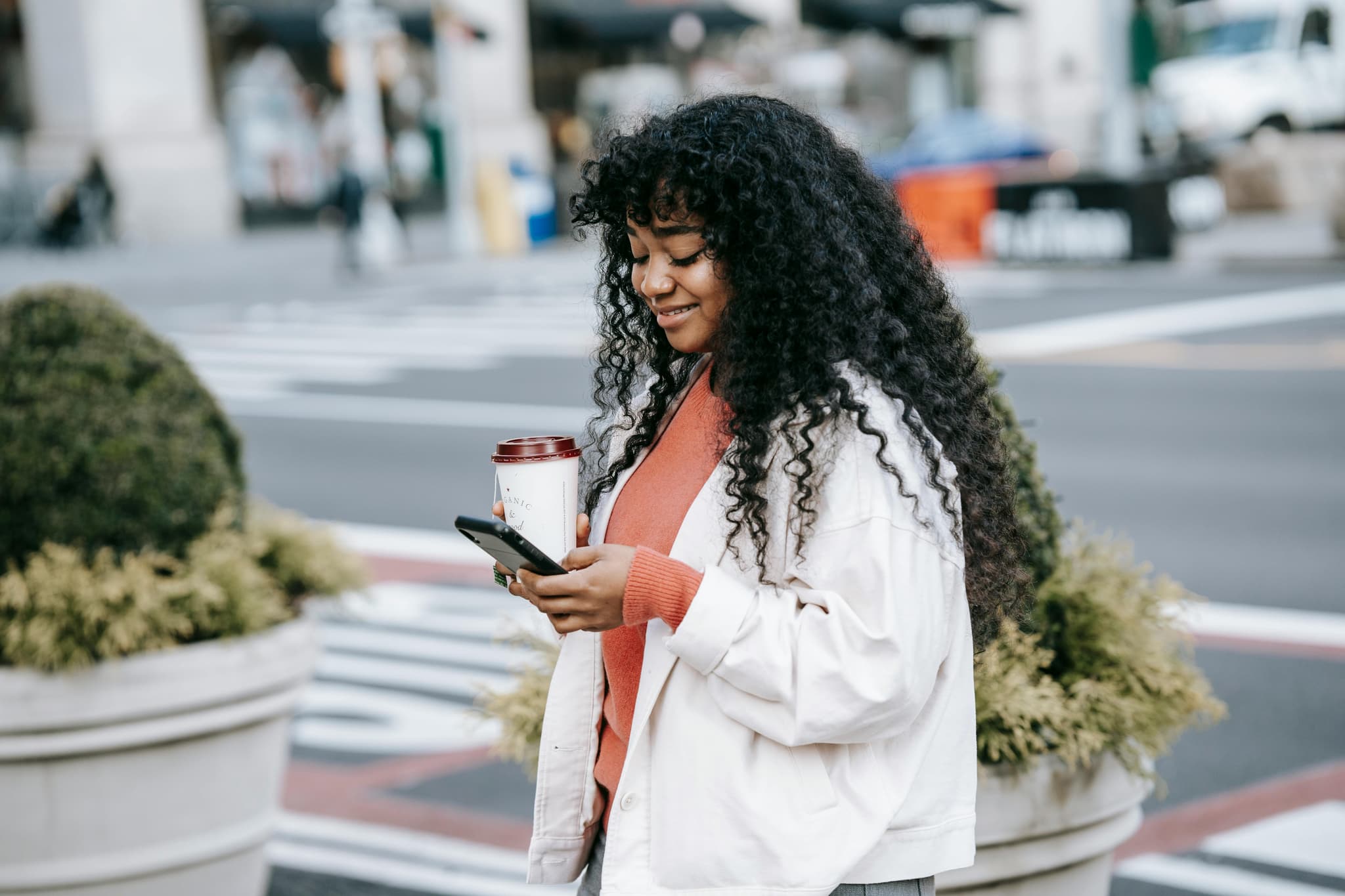 How to Use an Instagram SMM Panel to Grow Your Page