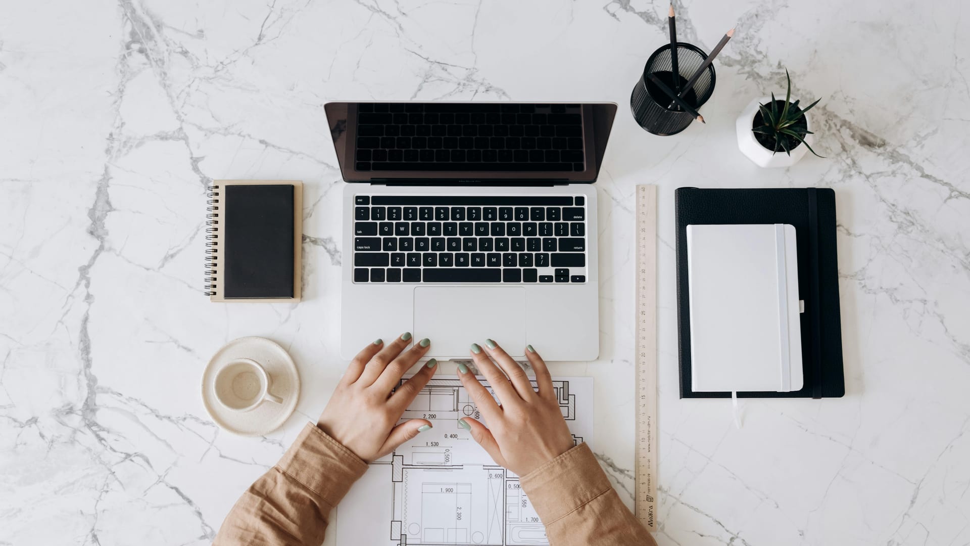 Hubspot Free Setup Guide by HubXpert