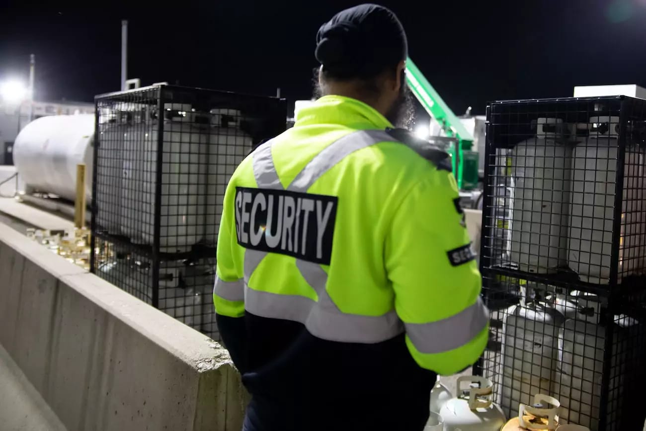 Security Guards Liverpool – Trained Security Guards Liverpool Ensuring Maximum Security | ISA Support Services