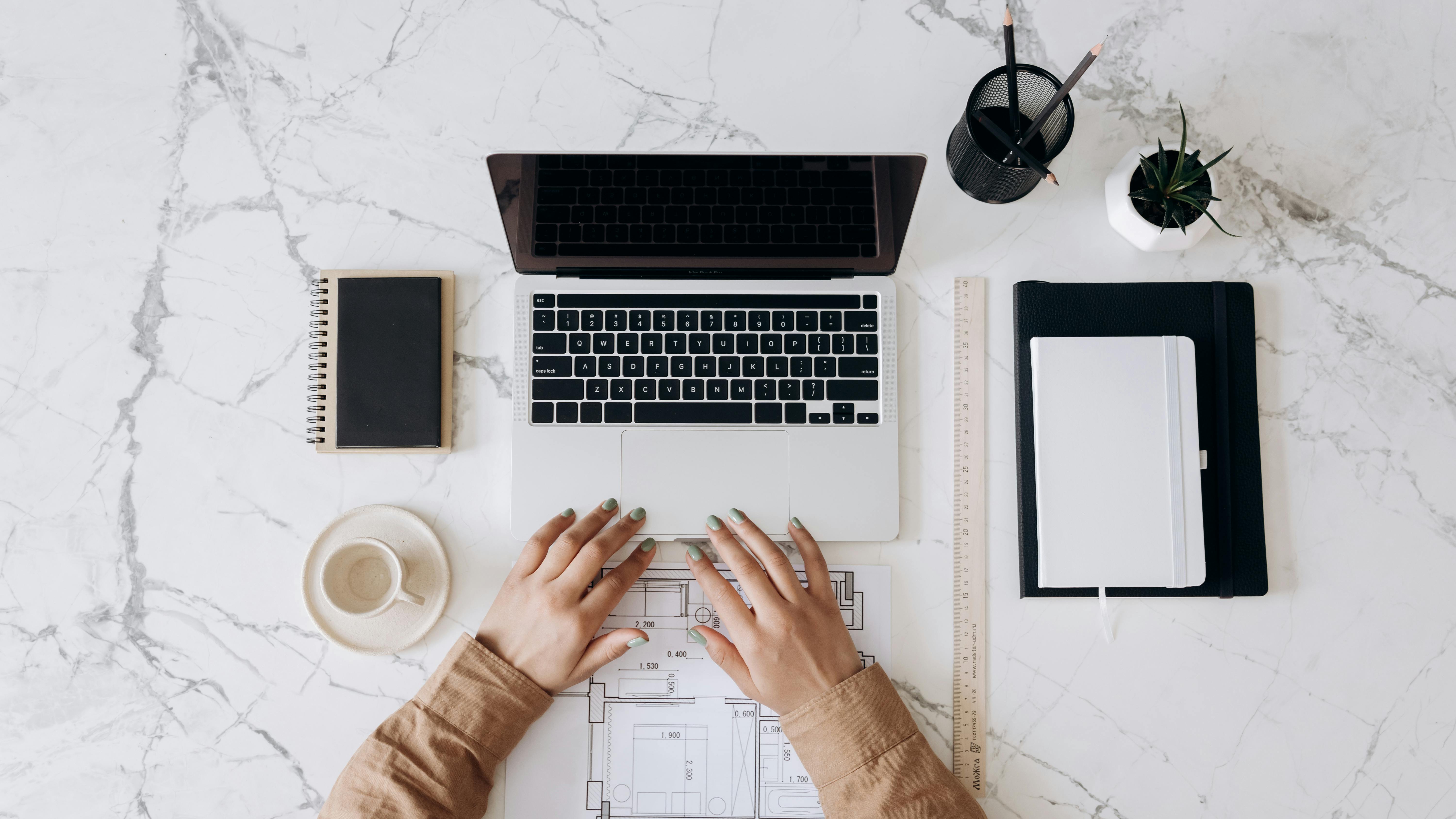Hubspot Free Setup Guide by HubXpert